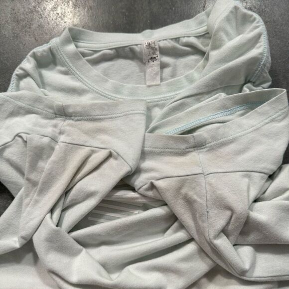 Under Armour HeatGear Loose Fit Workout Tee Big Logo Womens Size Large - Picture 9 of 16
